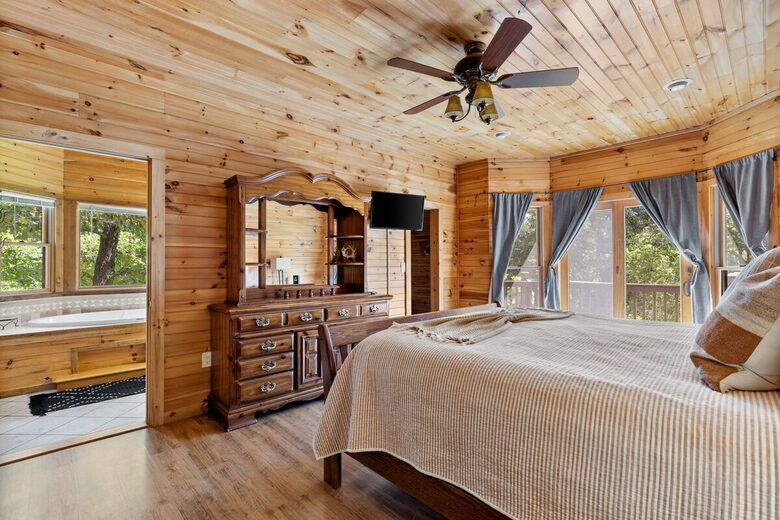 Morganton Mountain Event Retreat Near Blue Ridge - Morganton, Georgia