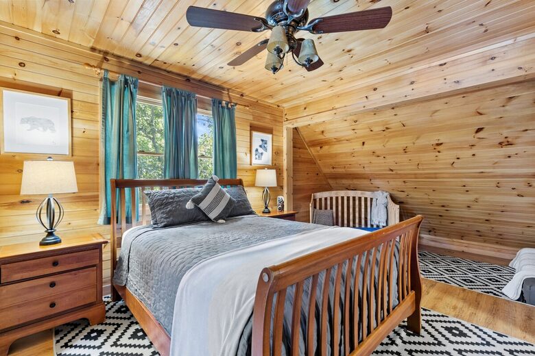 Morganton Mountain Event Retreat Near Blue Ridge - Morganton, Georgia