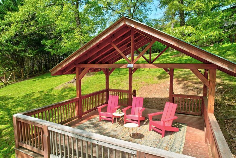 Morganton Mountain Event Retreat Near Blue Ridge - Morganton, Georgia