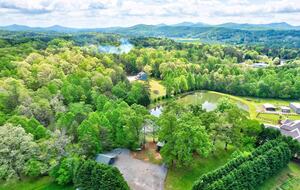 Morganton Mountain Event Retreat Near Blue Ridge - Morganton, Georgia