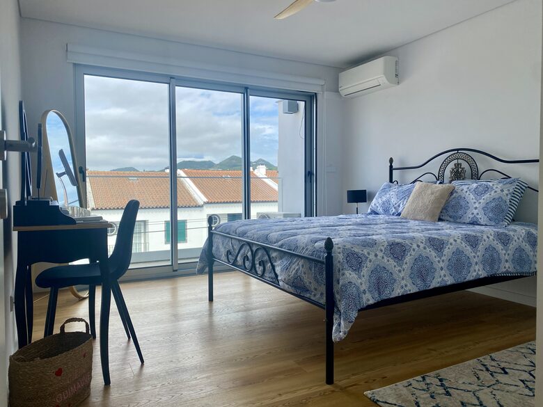 Lagoa Nest with Atlantic Views - Lagoa, Portugal