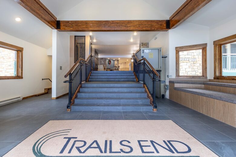 Trails End 408- Ski-In/Ski-Out - Breckenridge, Colorado