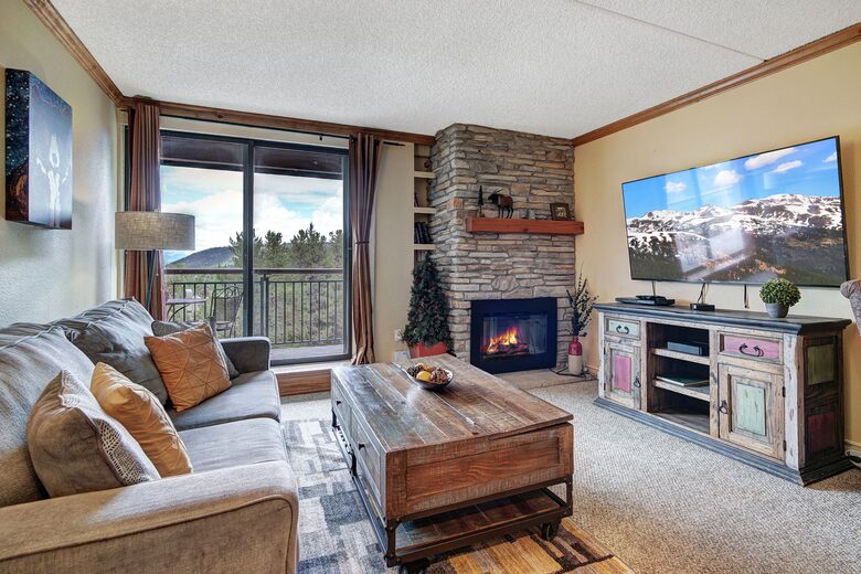 Trails End 408- Ski-In/Ski-Out - Breckenridge, Colorado