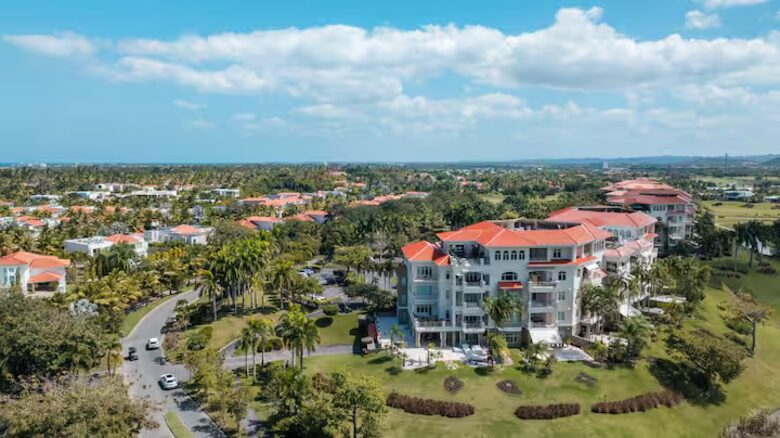 Dorado Penthouse with Golf and Lake Views - Dorado, Puerto Rico