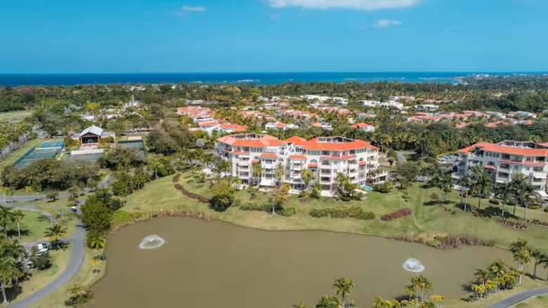 Dorado Penthouse with Golf and Lake Views - Dorado, Puerto Rico