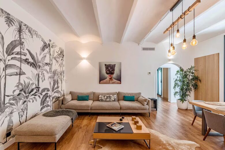 Loft Bone - Cannes, France