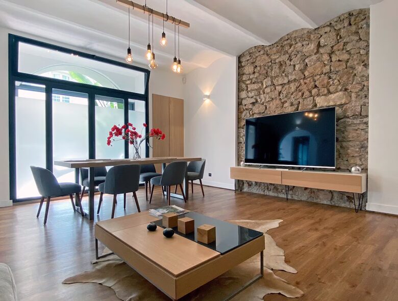 Loft Bone - Cannes, France