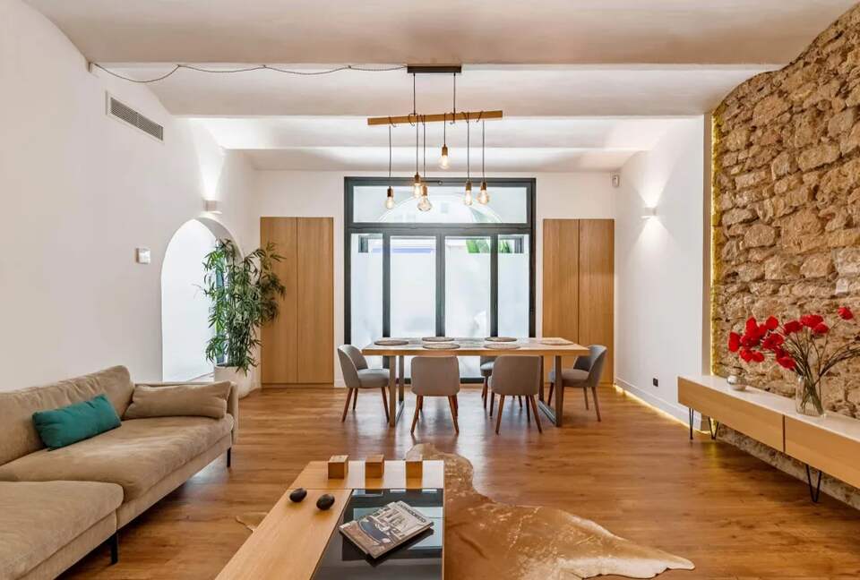 Loft Bone - Cannes, France