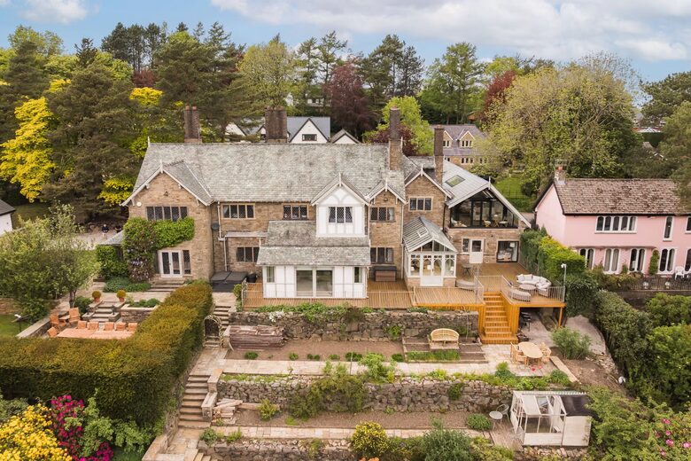 Period Country House with Valley Views - Stockport, Disley, United Kingdom