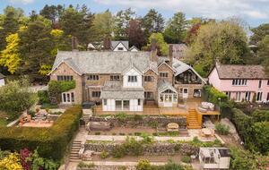 Period Country House with Valley Views - Stockport, Disley, United Kingdom