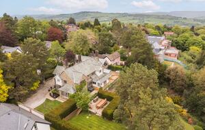Period Country House with Valley Views - Stockport, Disley, United Kingdom