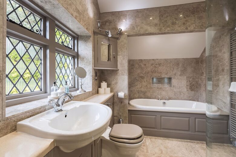 Period Country House with Valley Views - Stockport, Disley, United Kingdom