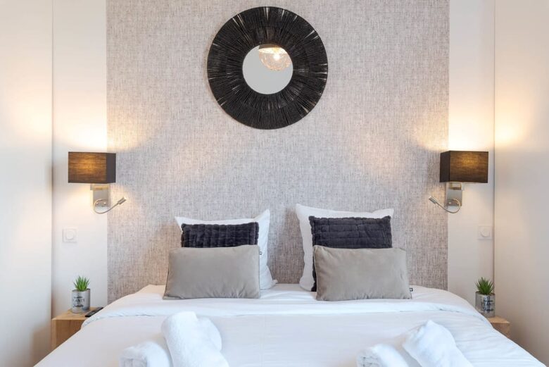 Blue Corner – An Elegant One-Bedroom Apartment in the Heart of Cannes - Cannes, France