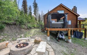 Tollgate Canyon Cabin with Hot Tub & Steam Room - Coalville, Utah