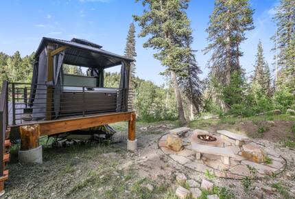 Tollgate Canyon Cabin with Hot Tub & Steam Room - Coalville, Utah