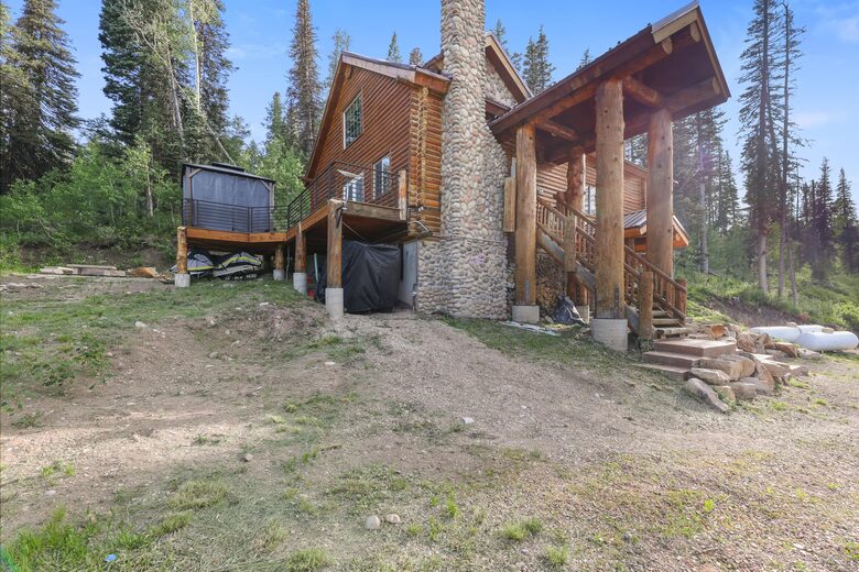 Tollgate Canyon Cabin with Hot Tub & Steam Room - Coalville, Utah