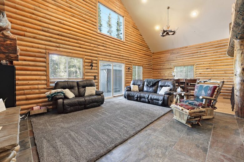 Tollgate Canyon Cabin with Hot Tub & Steam Room - Coalville, Utah
