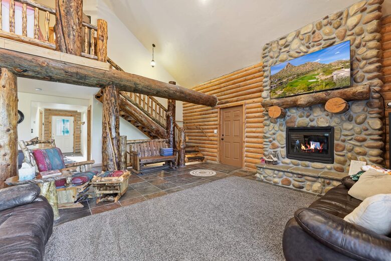 Tollgate Canyon Cabin with Hot Tub & Steam Room - Coalville, Utah