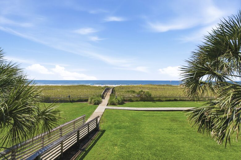 Perdido Key Beach Escape with Gulf Views - Pensacola, Florida
