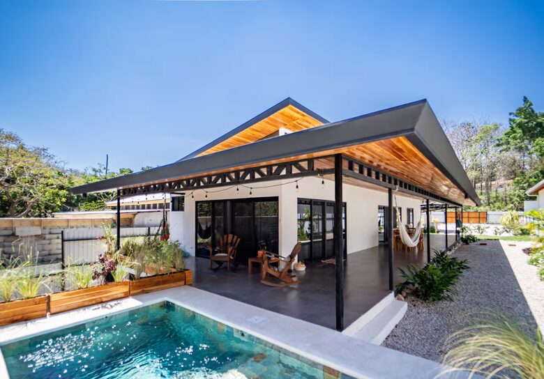 Jungle Pool Home Near Playa Sámara - Playa Samara, Costa Rica