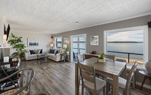 Tacoma Beachfront Home - Tacoma, Washington