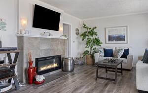 Tacoma Beachfront Home - Tacoma, Washington