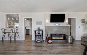 Tacoma Beachfront Home - Tacoma, Washington