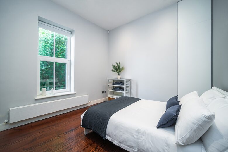 Elegant Dublin Residence with Private Garden Retreat - Dublin, Ireland
