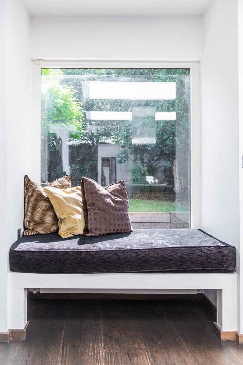 Elegant Dublin Residence with Private Garden Retreat - Dublin, Ireland