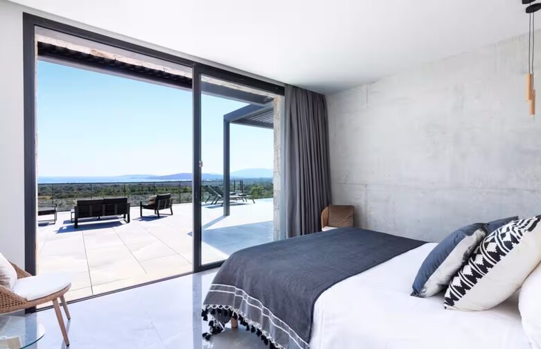 Contemporary Corsican Villa - Sainte Lucie de Porto Vecchio, France