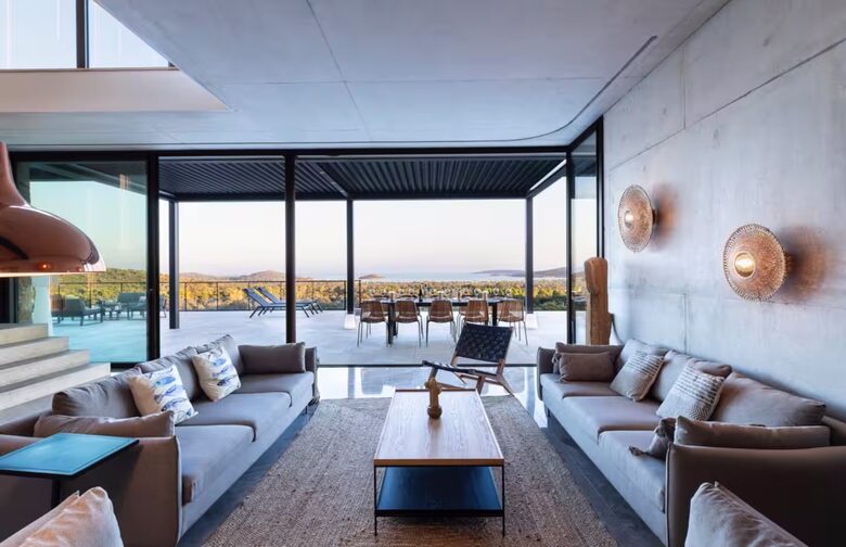 Contemporary Corsican Villa - Sainte Lucie de Porto Vecchio, France