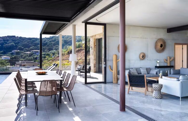 Contemporary Corsican Villa - Sainte Lucie de Porto Vecchio, France