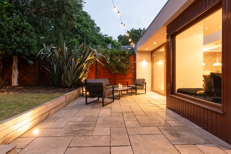 Elegant Dublin Residence with Private Garden Retreat - Dublin, Ireland