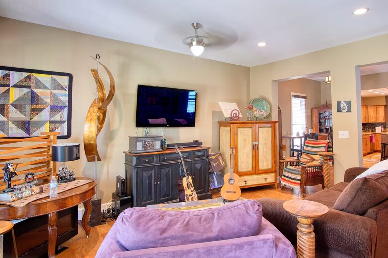 Indianapolis Home with Carriage House Near Lucas Oil Stadium - Indianapolis, Indiana