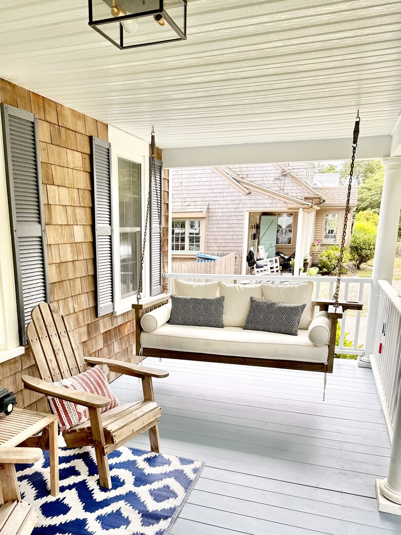 Classic New England Beach Home | Steps from beach and downtown - Falmouth, Massachusetts