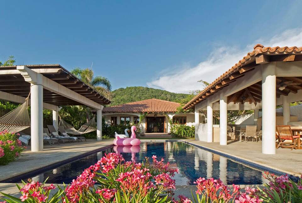Casa Chulada Beachfront Estate in Troncones - Troncones, Mexico