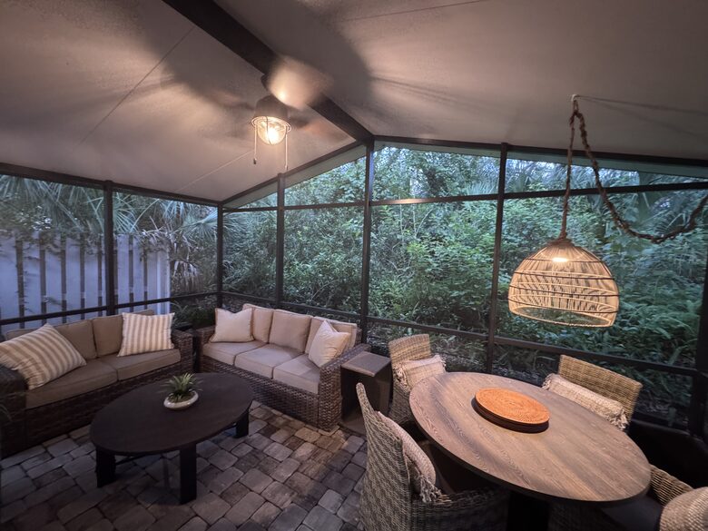 Relaxed Beach House in Sea Woods Community - New Smyrna Beach, Florida