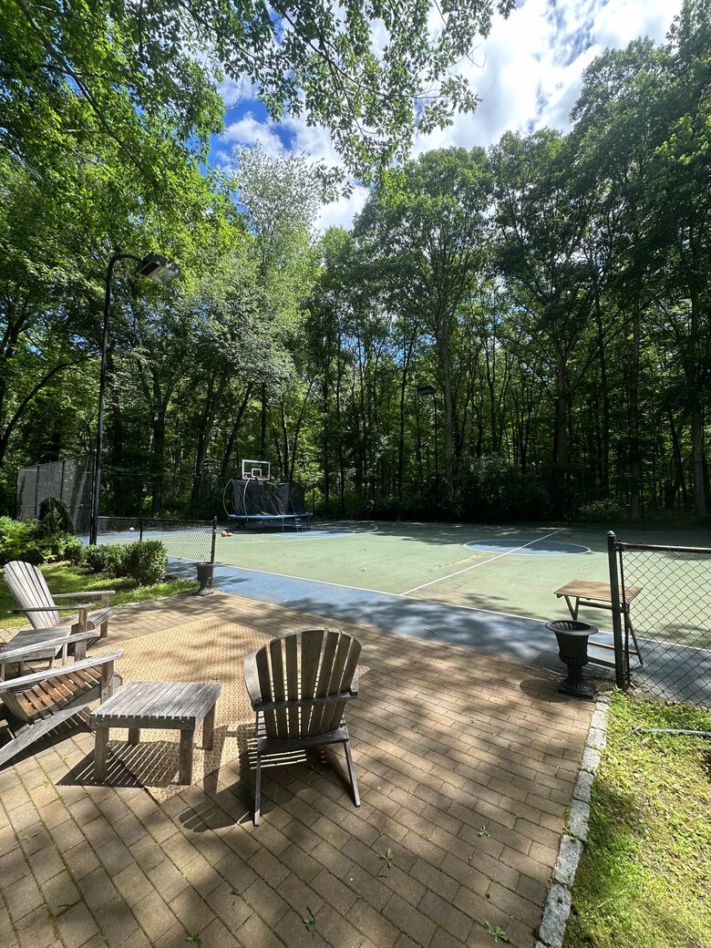 White Oak Estate in Weston - Weston, Connecticut