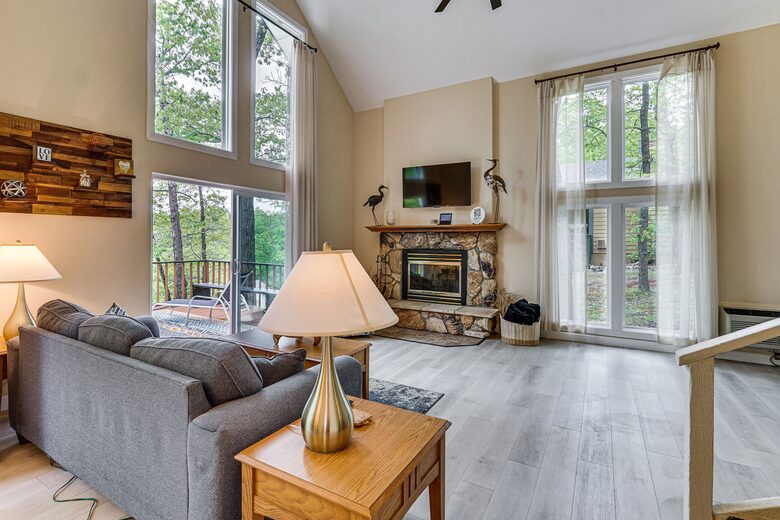Lake of the Ozarks Home with Resort Amenities - Osage Beach, Missouri