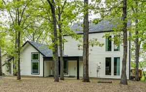 Lake of the Ozarks Home with Resort Amenities - Osage Beach, Missouri