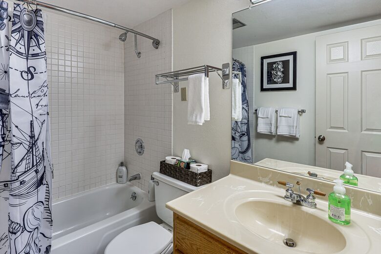 Lake of the Ozarks Home with Resort Amenities - Osage Beach, Missouri
