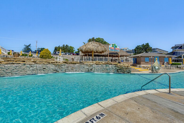 Lake of the Ozarks Home with Resort Amenities - Osage Beach, Missouri