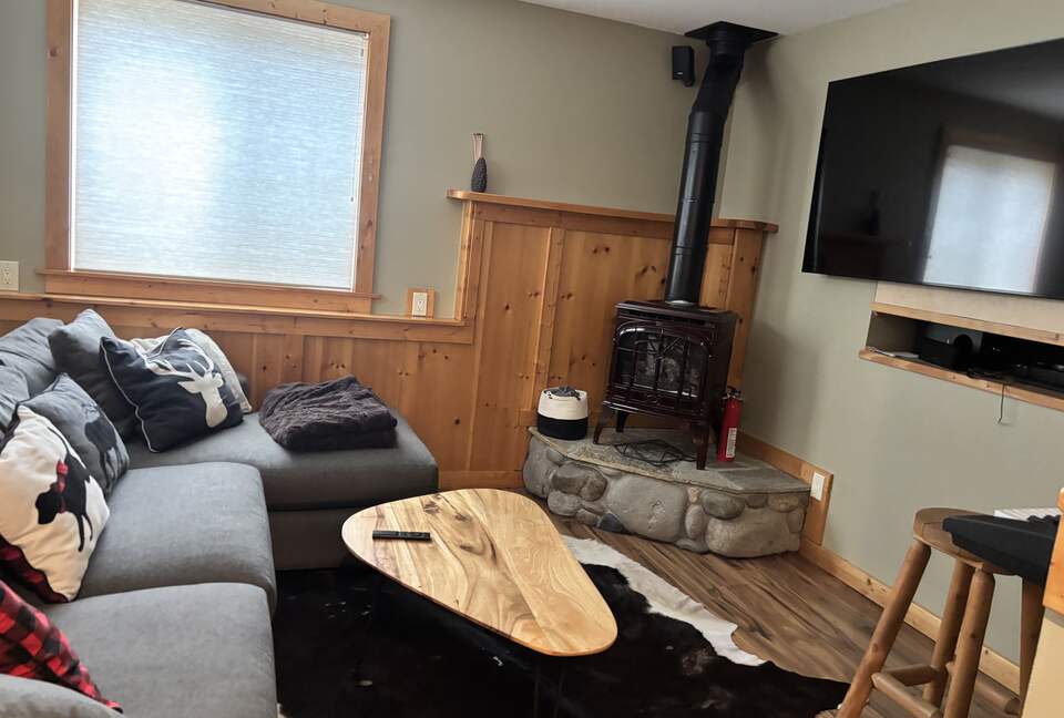 Truckee Mountain Home with Pool Table & Foosball - Truckee, California