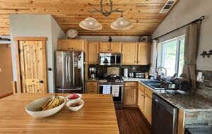 Truckee Mountain Home with Pool Table & Foosball - Truckee, California