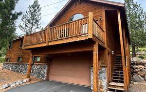 Truckee Mountain Home with Pool Table & Foosball - Truckee, California
