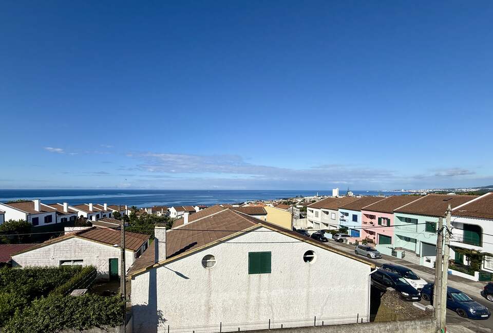 Lagoa Nest with Atlantic Views - Lagoa, Portugal
