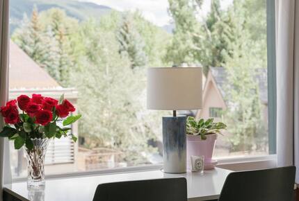 Historic Victorian Retreat in Aspen - Aspen, Colorado