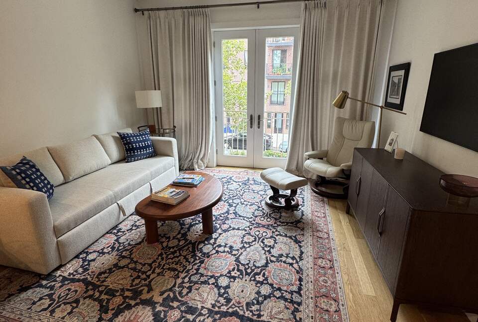 Clinton Hill Home with Office & Juliet Balcony - New York City, New York