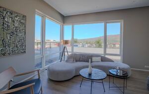 Eyjafjörður View Penthouse - Akureyri, Iceland