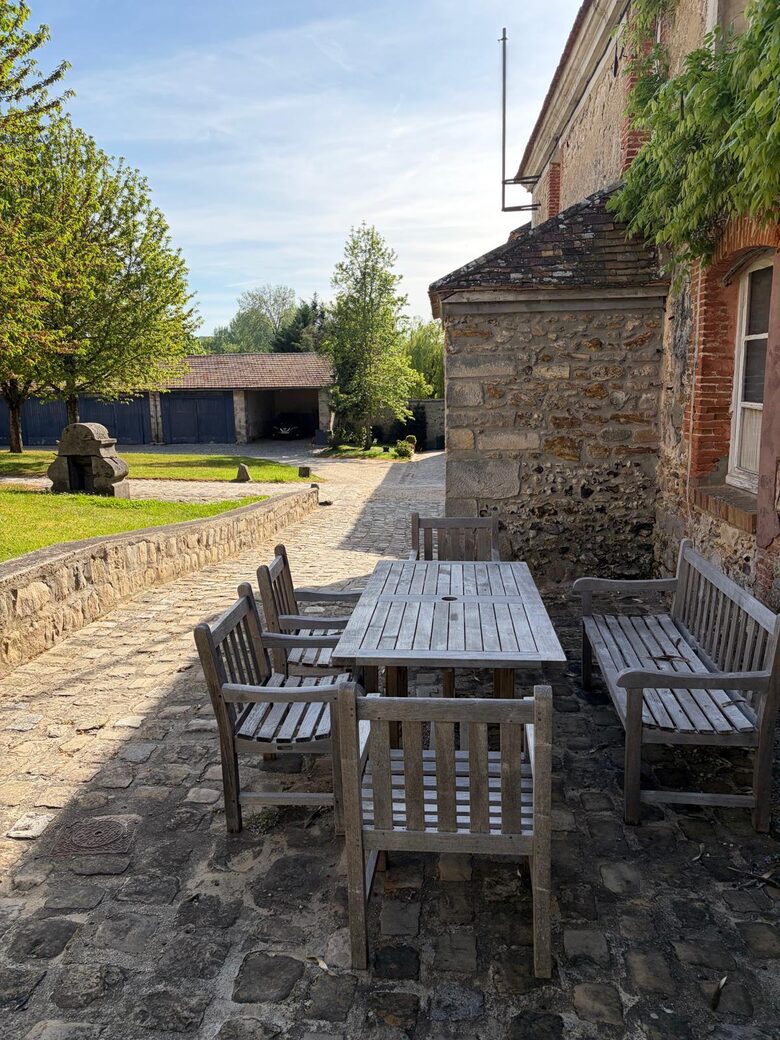 The Historic Dowager House at Château de Bandeville - St Cyr sous Dourdan, France